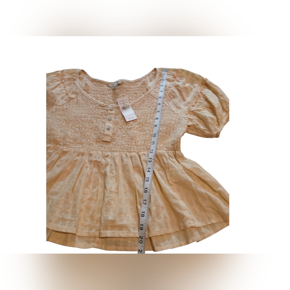 American Eagle Smocked Ruffle Cropped Puff Sleeve Peplum Henly Shirt Cottagecore - Picture 2 of 11